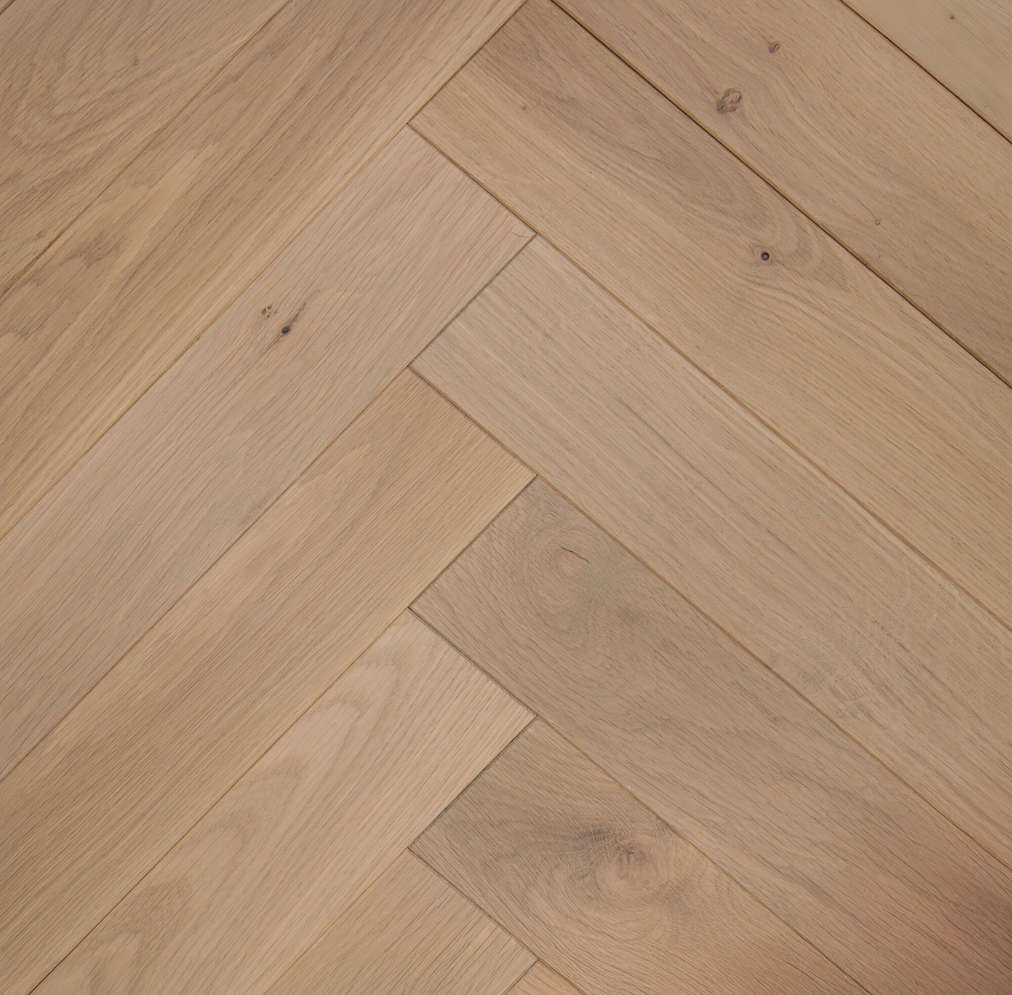 Richmond Herringbone Matt Oiled European Oak Flooring Richmond Herringbone Matt Oiled European Oak Flooring